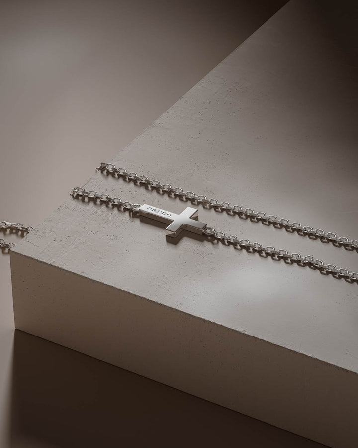 Side cross necklace in silver, second view