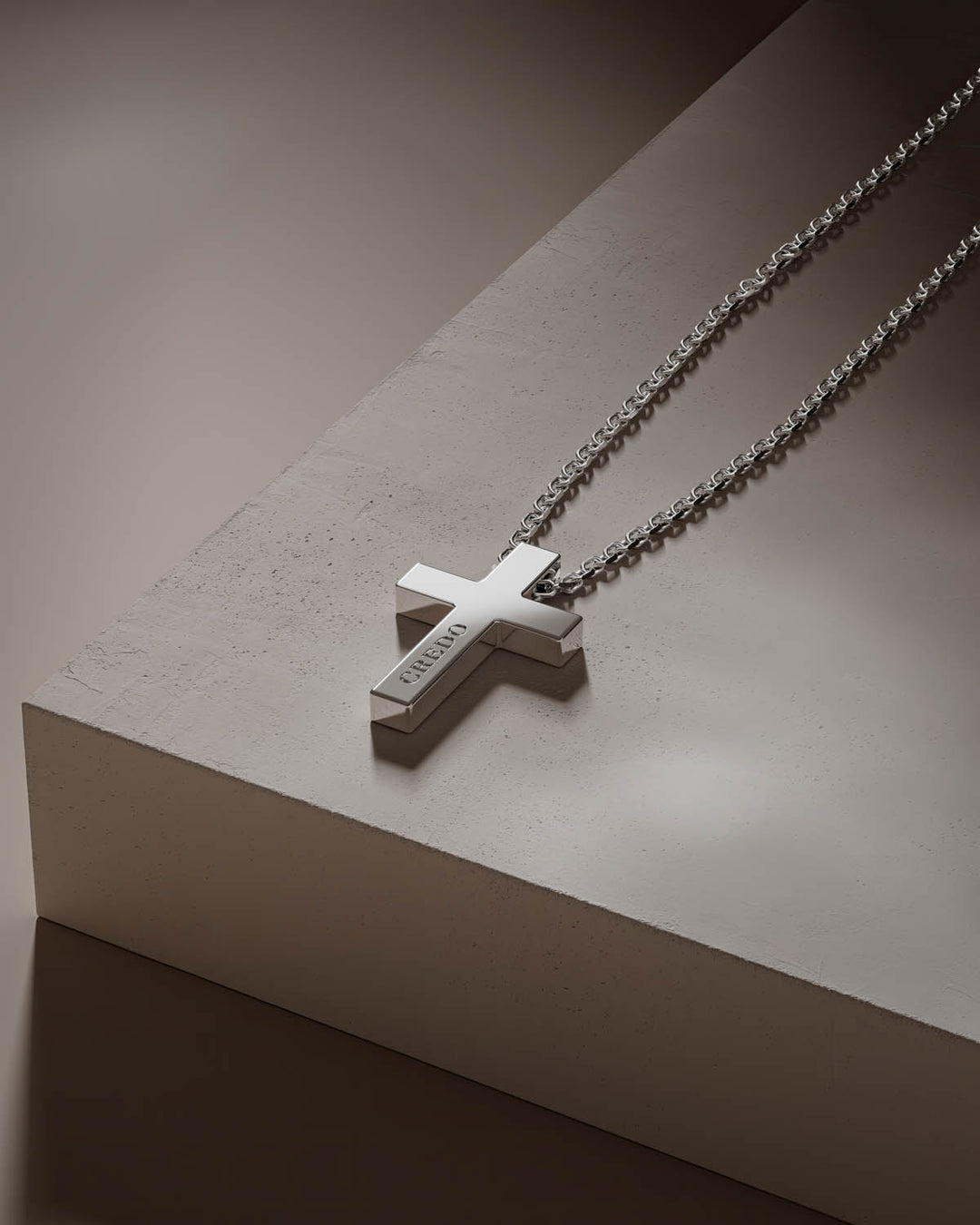 Cross necklace in silver, second view