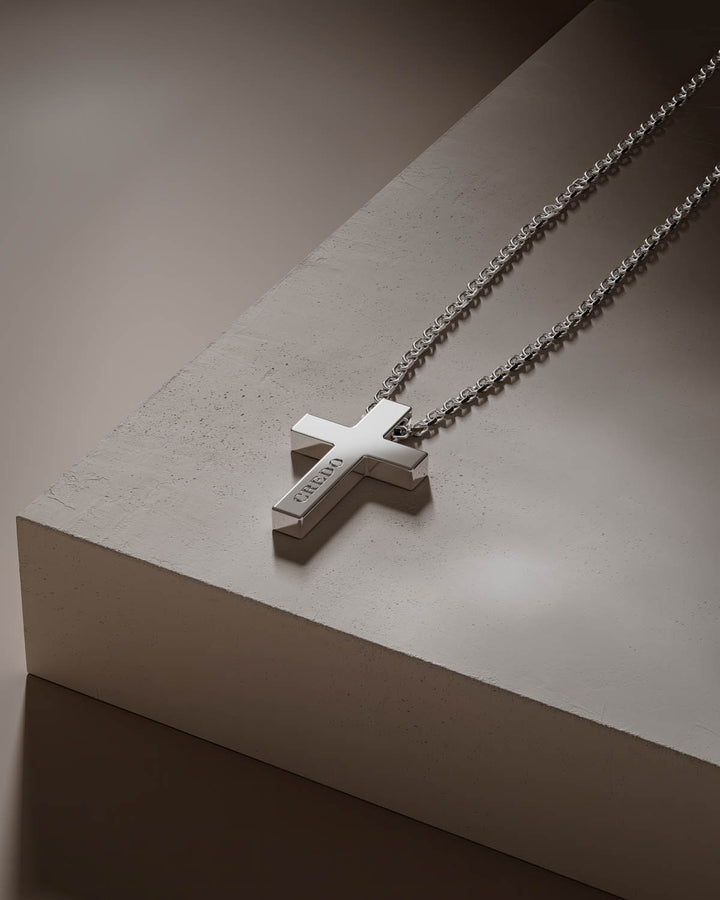 Cross necklace in silver, second view